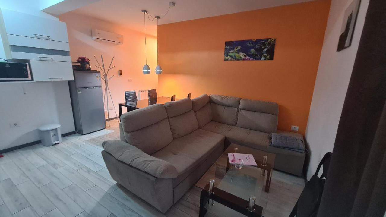 Apartments Peti 普拉 外观 照片
